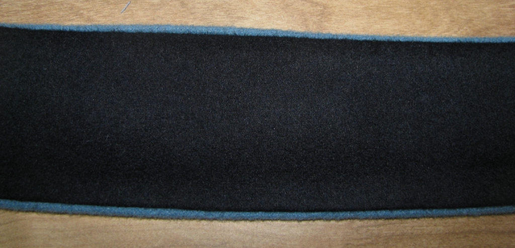 A completed collar.